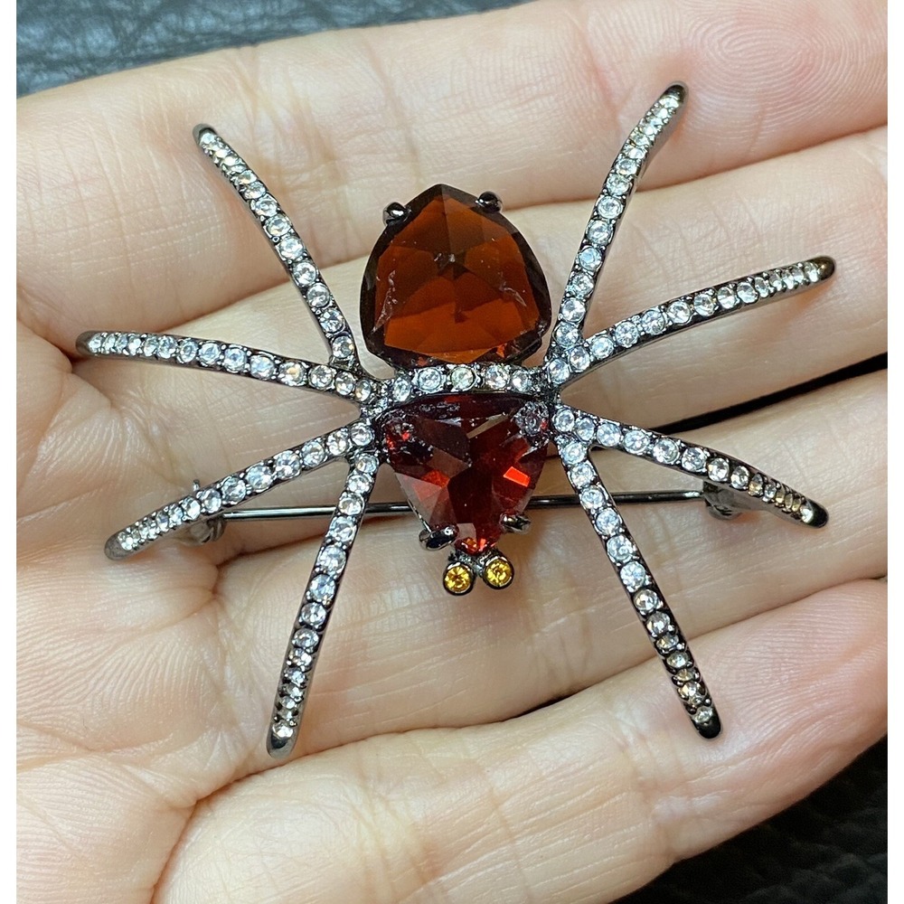 VNTG 1990's Red 3-D Spider Brooch Clear Color Crystals Black Metal Halloween Pet
